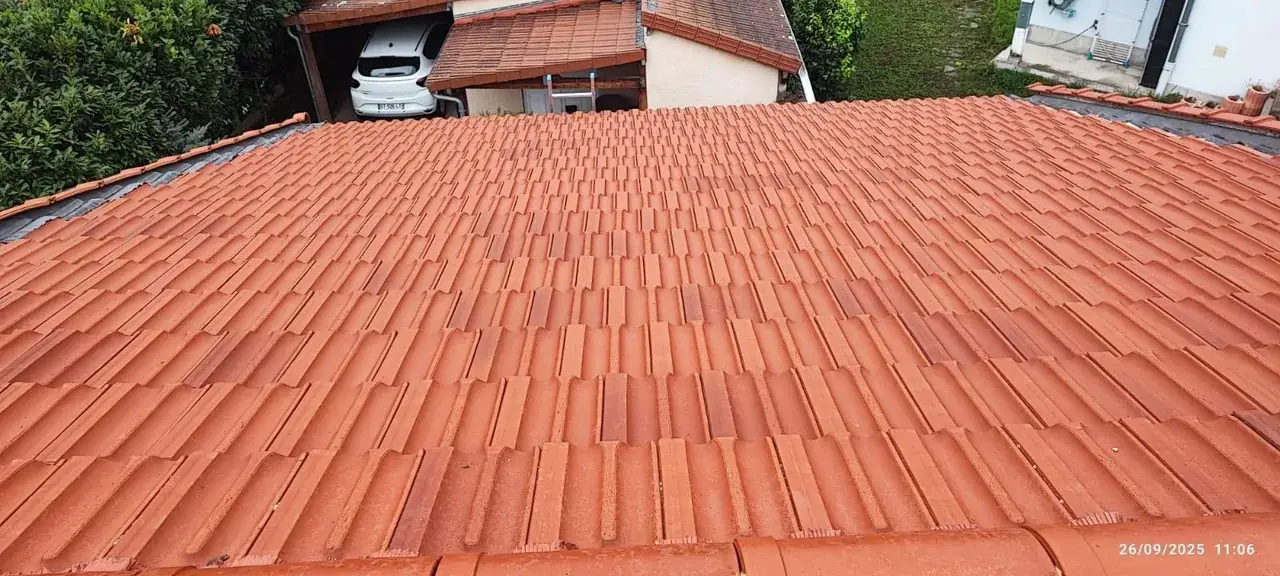 Toiture rénovée par Toit des Dômes à Clermont-Ferrand (10) — vue d'ensemble