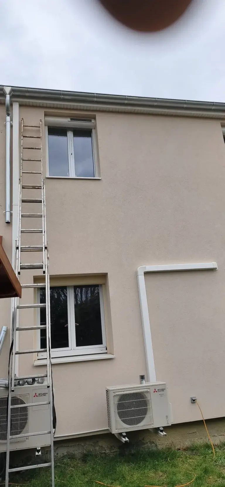 Toiture rénovée par Toit des Dômes à Clermont-Ferrand (76) — vue rapprochée