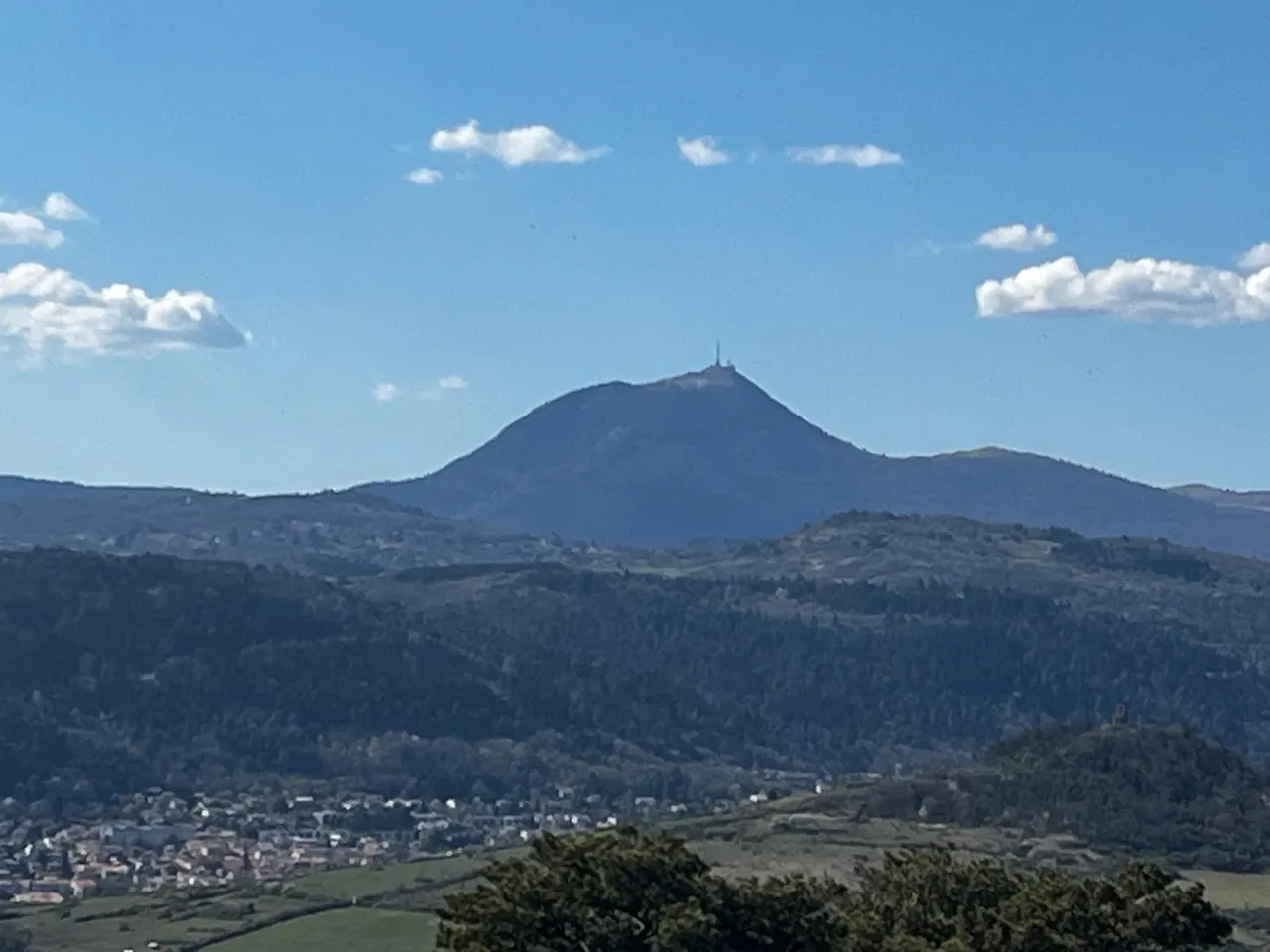 Réalisation toiture à Clermont-Ferrand — Toit des Dômes